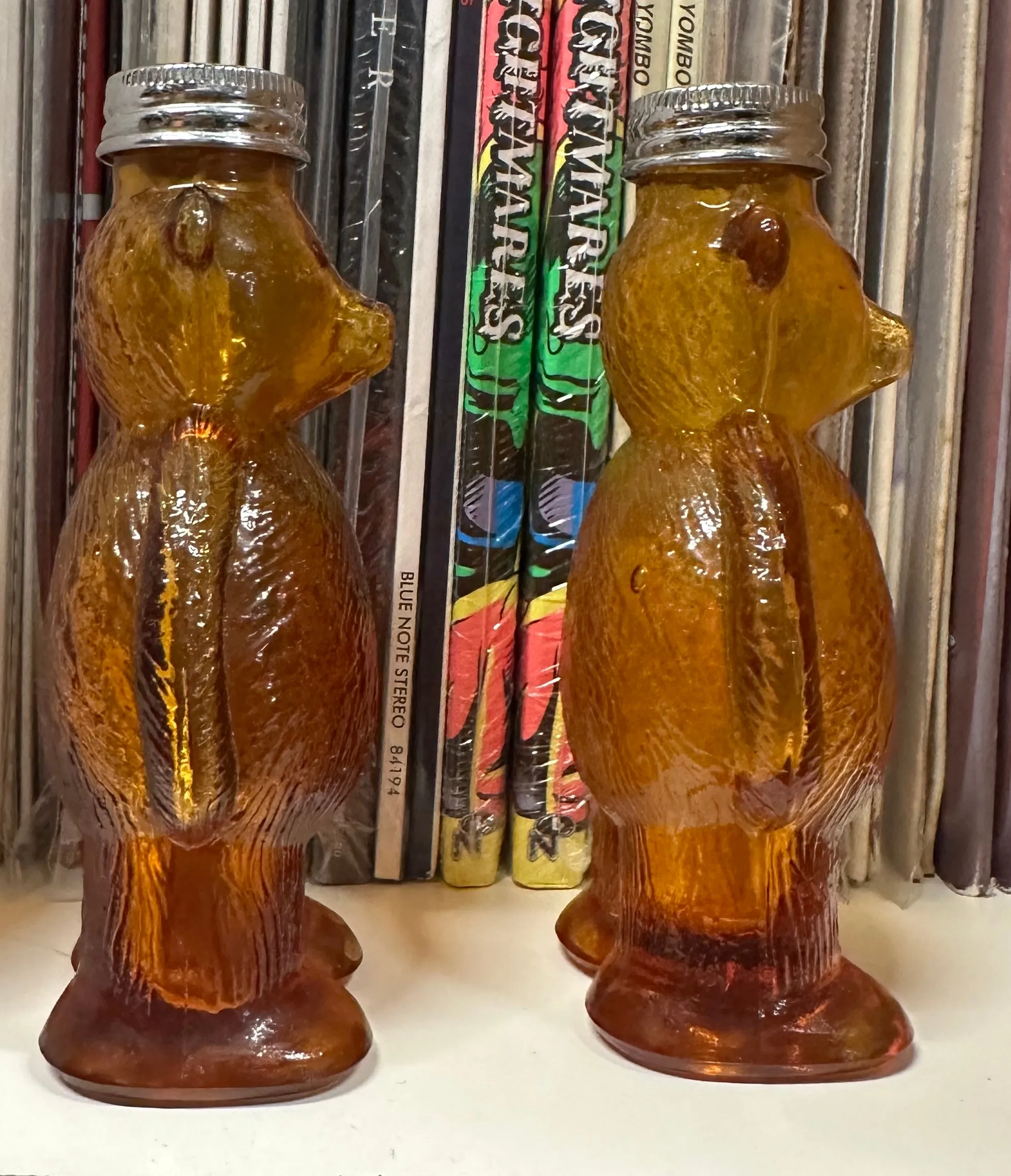 1950's-1960's Vintage Teddy Bear Amber Glass Salt Pepper Shakers Honey Golden Brown