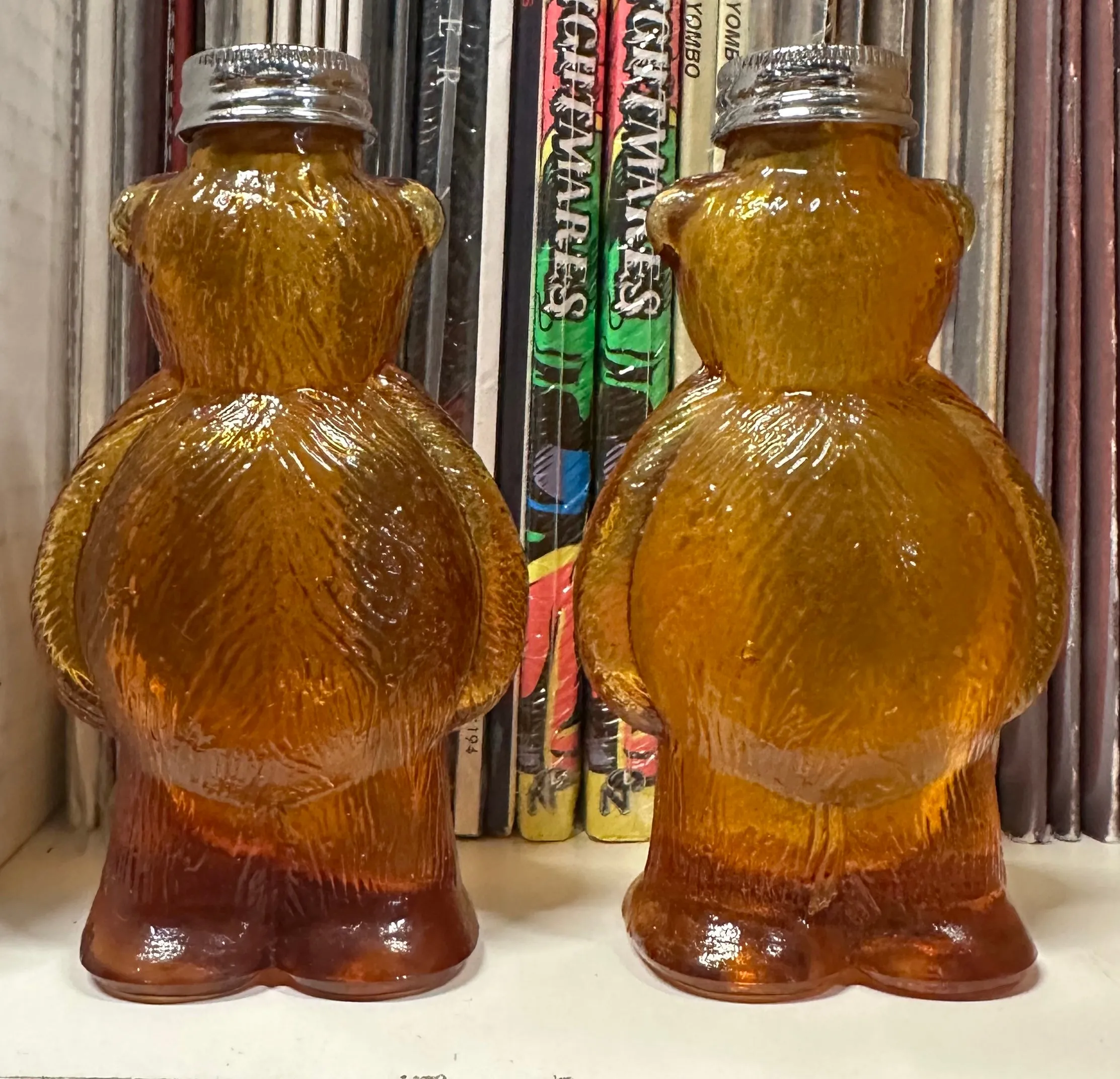 1950's-1960's Vintage Teddy Bear Amber Glass Salt Pepper Shakers Honey Golden Brown