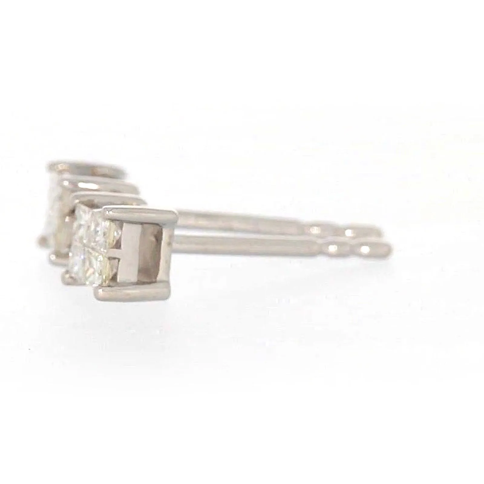 9ct White Gold Princess Cut with 0.15 CARAT tw of Diamonds Stud Earrings