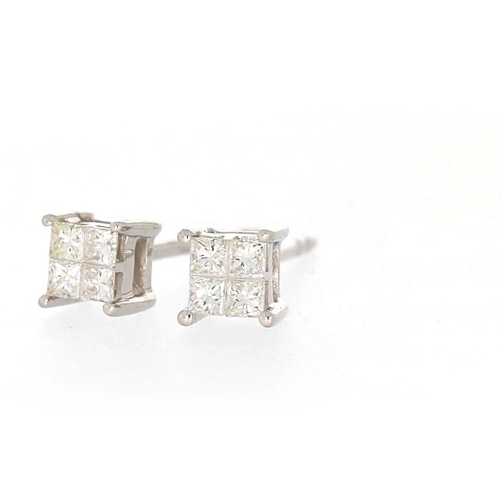 9ct White Gold Princess Cut with 0.15 CARAT tw of Diamonds Stud Earrings