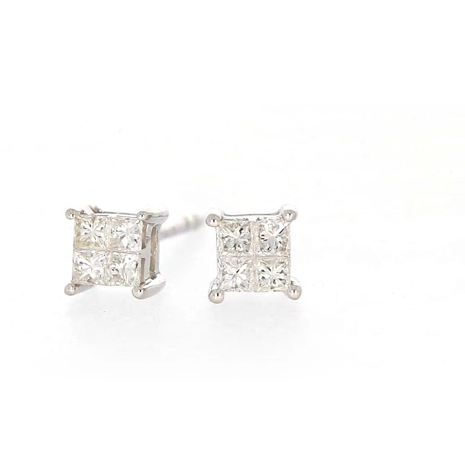 9ct White Gold Princess Cut with 0.15 CARAT tw of Diamonds Stud Earrings