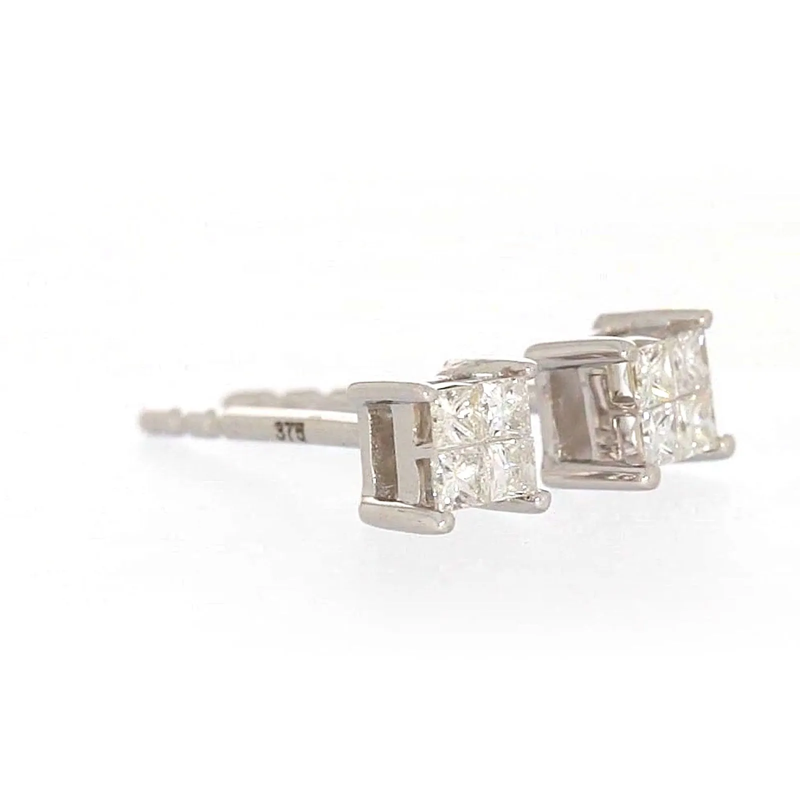 9ct White Gold Princess Cut with 0.15 CARAT tw of Diamonds Stud Earrings