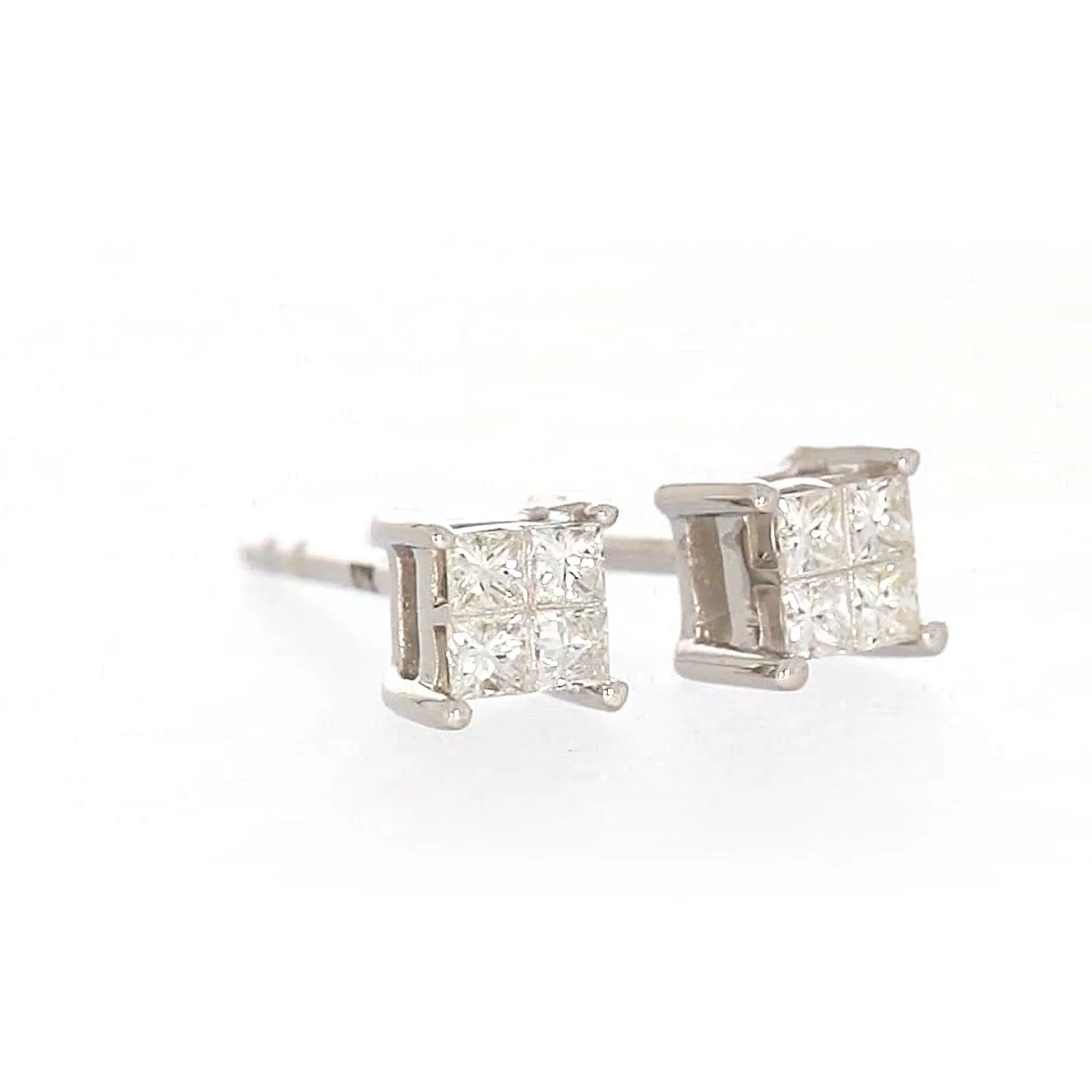 9ct White Gold Princess Cut with 0.15 CARAT tw of Diamonds Stud Earrings