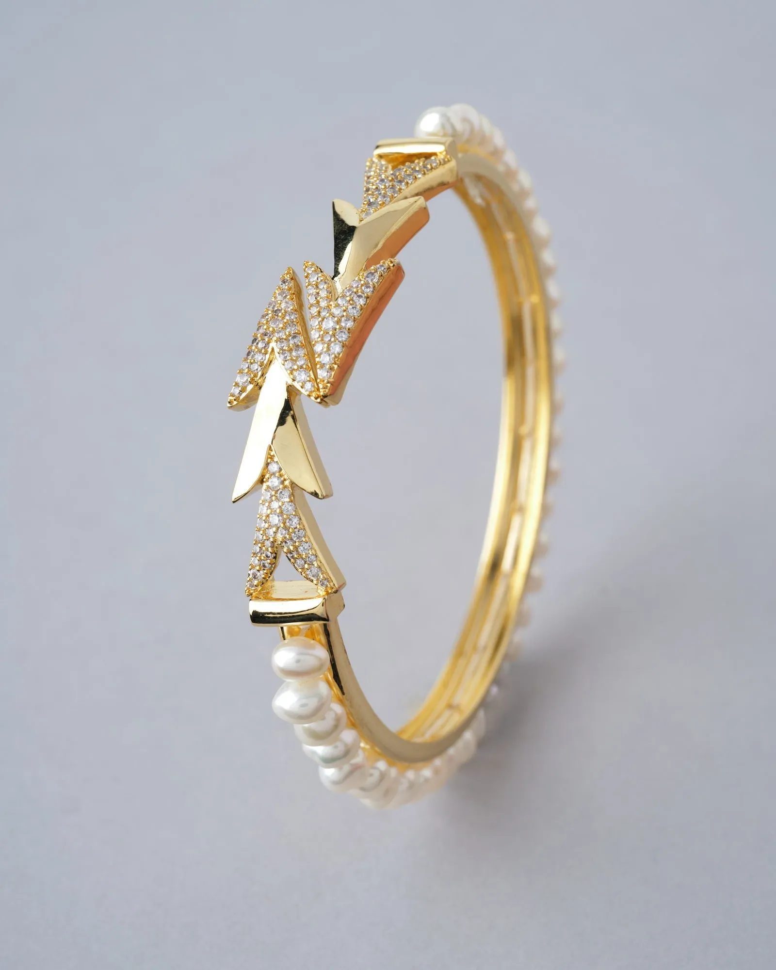 Beautiful White Pearl Bangle