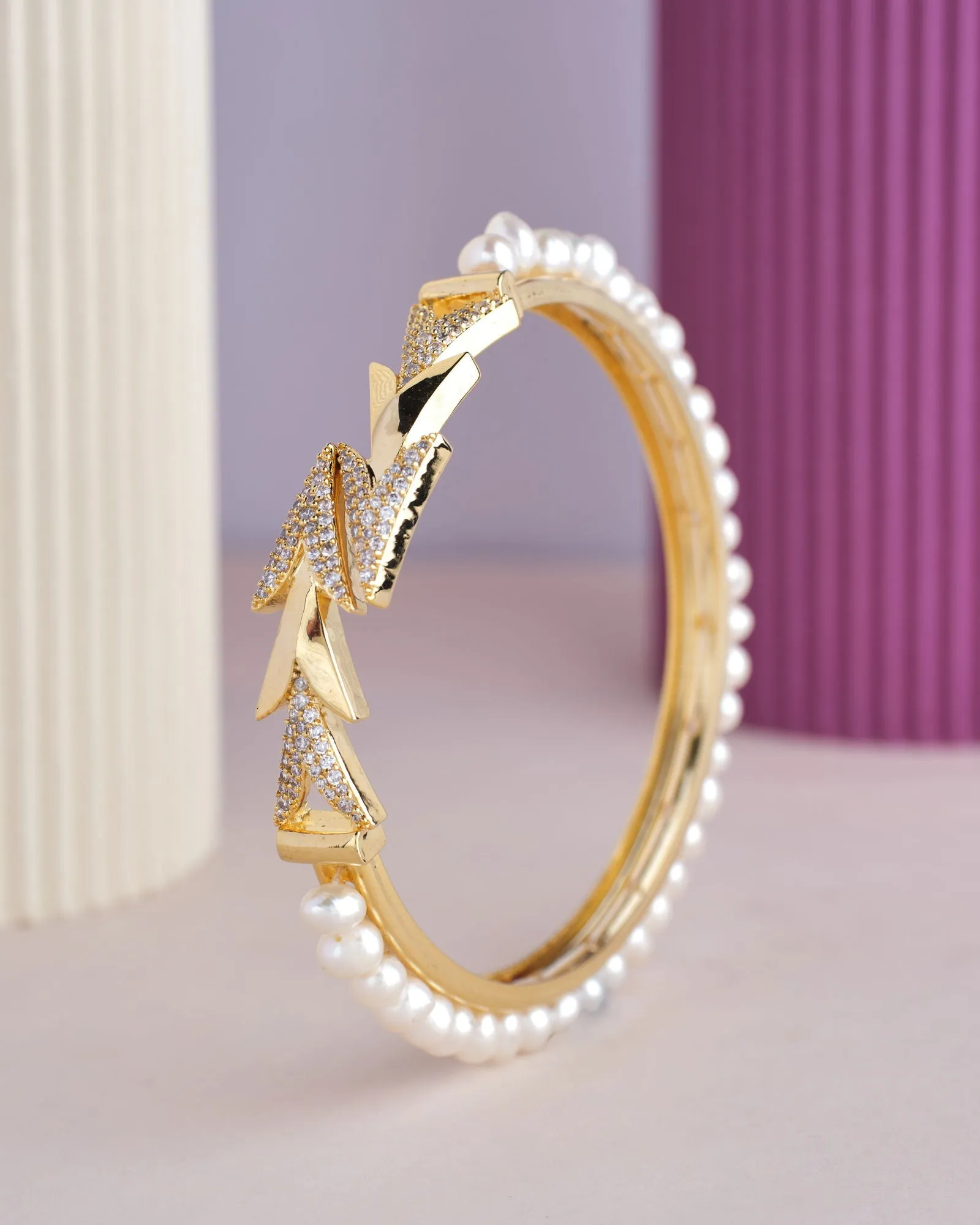 Beautiful White Pearl Bangle