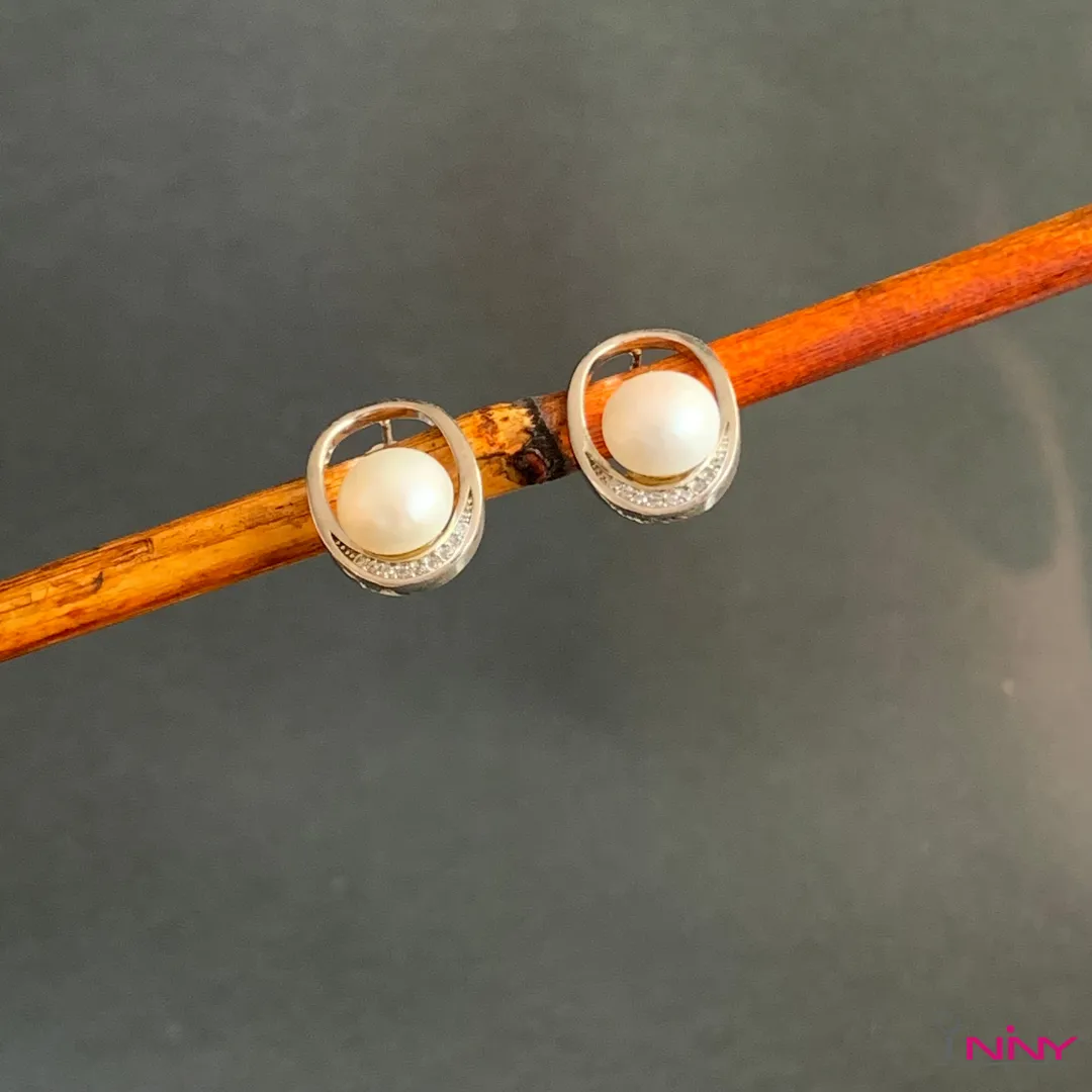 Fresh Water Pearl Oval Stud Earrings