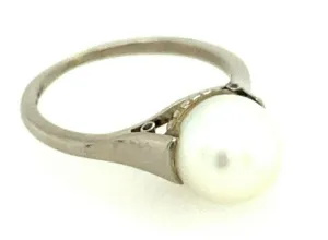 Pearl 18ct White Gold Ring