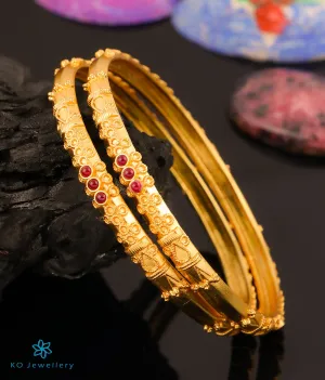 The Kavya Antique Silver Coorgi Bangle (Size/2.2/2.4/2.6/2.8)